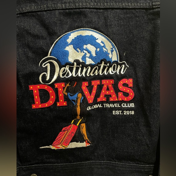 Levi's Women Wellthread Collection Jean Denim Cropped Jacket Embroidered S NWT - Picture 7 of 8